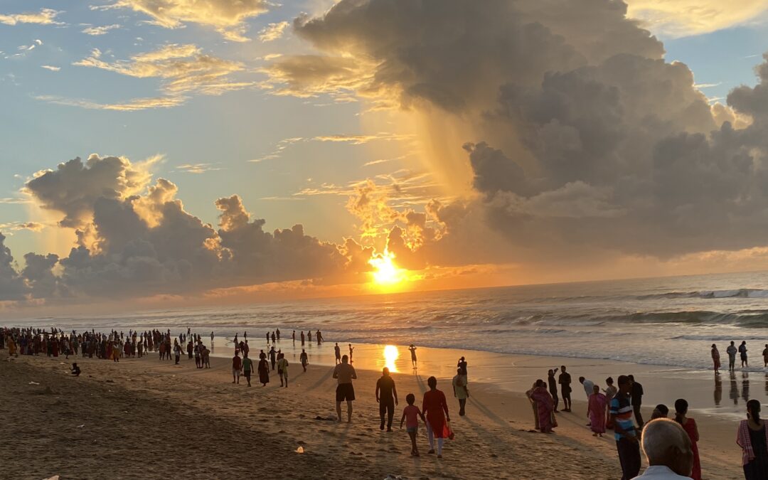 22-20 Lord´s Pastimes in the Ocean in Puri – Pánovy zábavy v oceánu v Purí